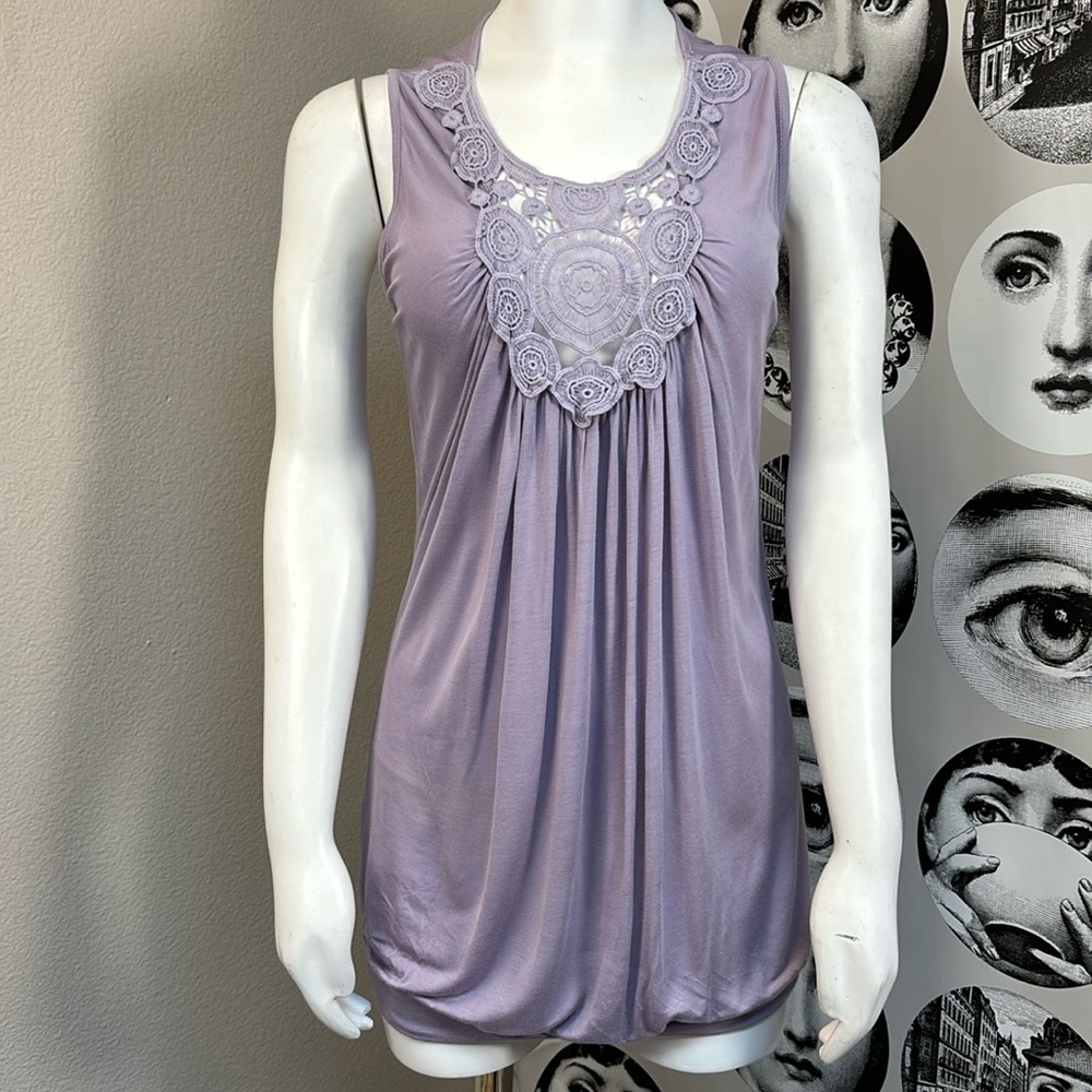 Kitsche Lavender Sleeveless Bubble Tunic Top with Lace Accent Décolleté, Sz M